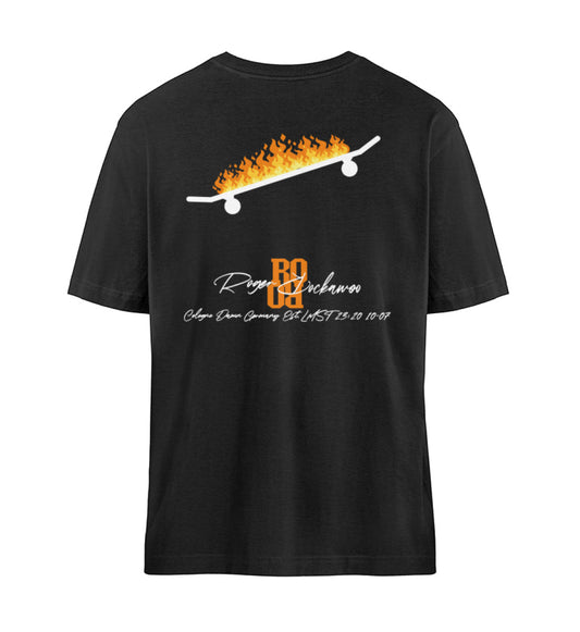 Schwarzes T-Shirt Unisex Damen und Herren rückseitig in weiß und orange bedruckt mit Skateboard Style Print und Logo Schriftzug von Roger Rockawoo Clothing aus der Skateboard Hiss off Kollektion