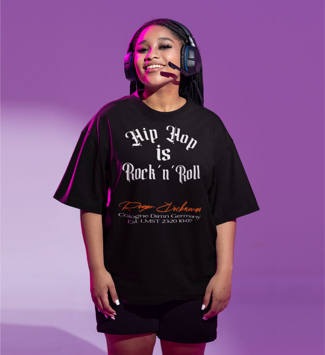 Schwarzes T-Shirt Unisex Oversize Fit für Frauen und Männer bedruckt mit dem Design der Roger Rockawoo Kollektion Hip Hop is Rocknroll