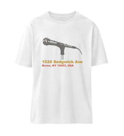 Weißes T-Shirt Unisex Relaxed Fit für Frauen und Männer bedruckt mit dem Design der Roger Rockawoo Kollektion Hip Hope 1520 Sedgwick Ave