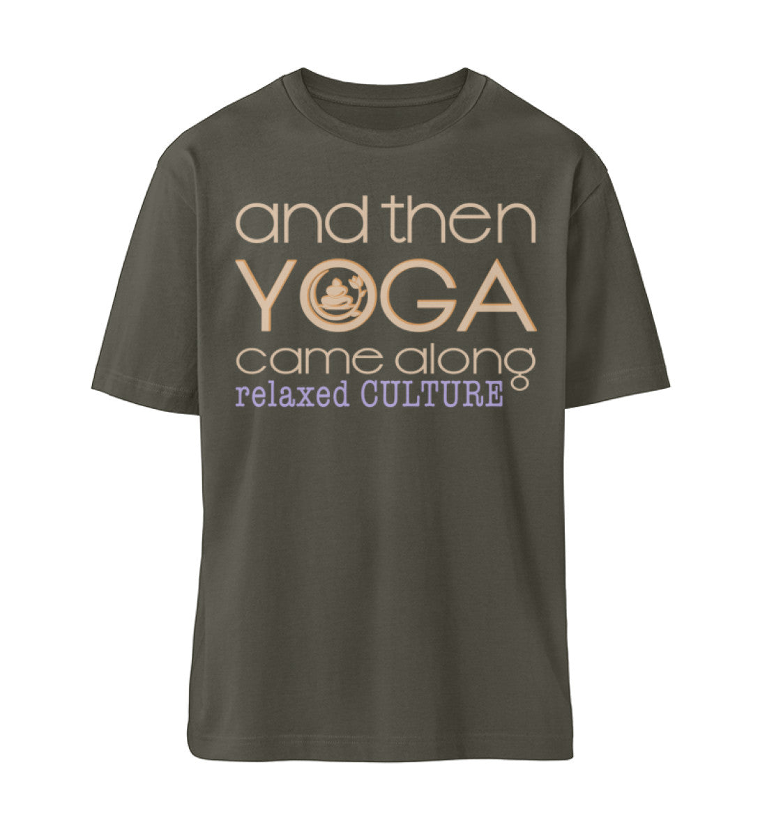 Khaki T-Shirt Unisex Relaxed Fit für Frauen und Männer bedruckt mit dem Design der Roger Rockawoo Kollektion and then yoga along