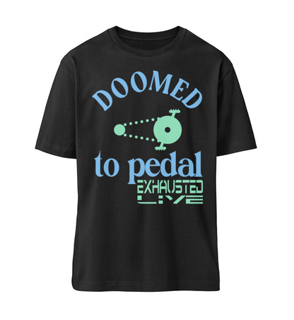 Schwarzes T-Shirt Unisex Relaxed Fit für Frauen und Männer bedruckt mit dem Design der Roger Rockawoo Kollektion Mountainbike doomed to pedal