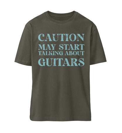 Khaki T-Shirt Unisex Relaxed Fit für Frauen und Männer bedruckt mit dem Design der Roger Rockawoo Clothing Kollektion Caution may start talking about guitars
