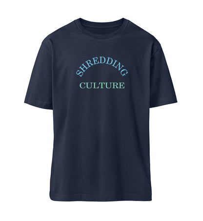 Navy Blue T-Shirt Unisex Relaxed Fit für Frauen und Männer bedruckt mit dem Design der Roger Rockawoo Kollektion Skateboard Shredding Culture Community