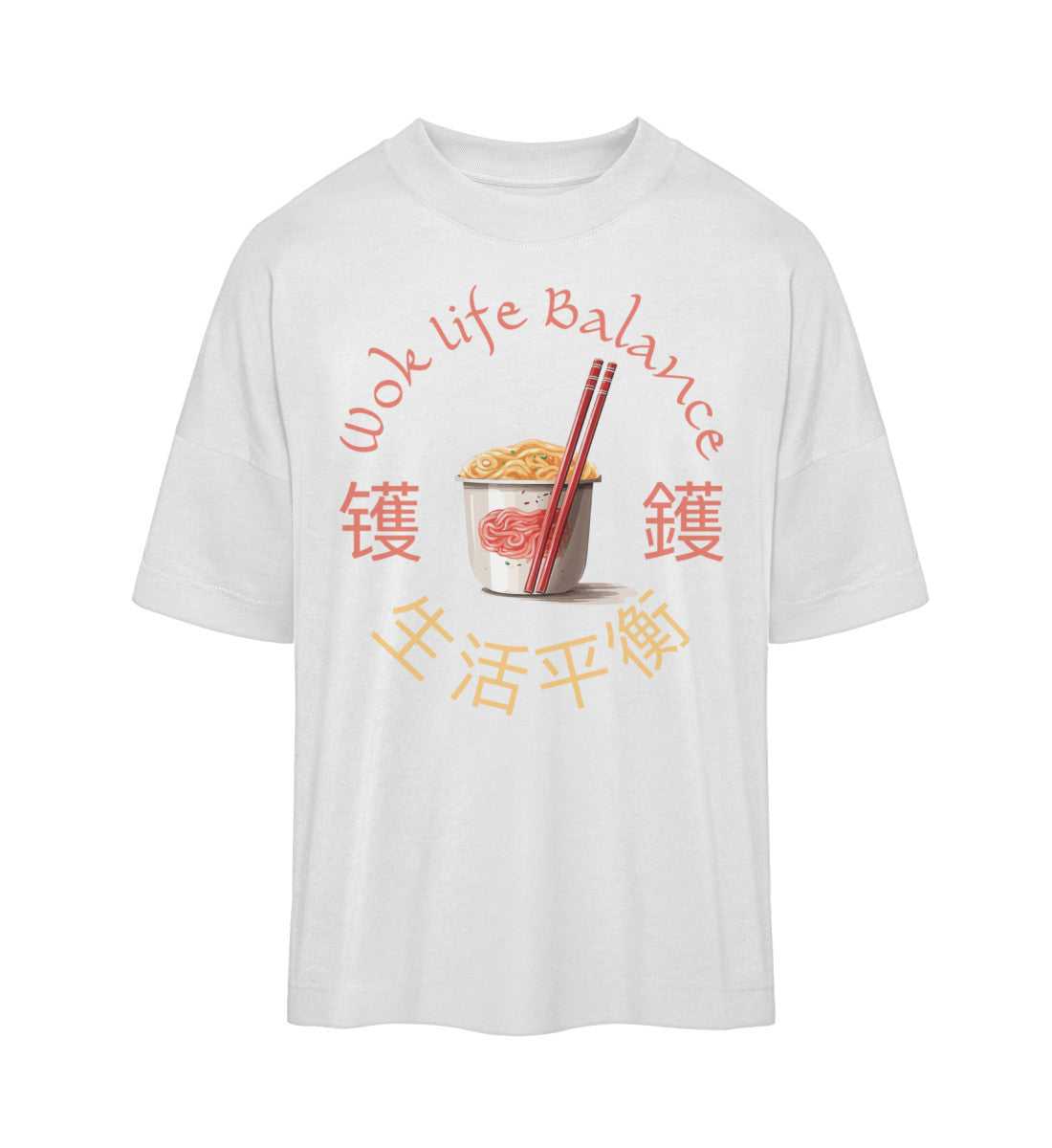 Weißes T-Shirt Unisex Oversize Fit für Frauen und Männer bedruckt mit dem Design der Roger Rockawoo Kollektion Asia Food Wok Life Balance