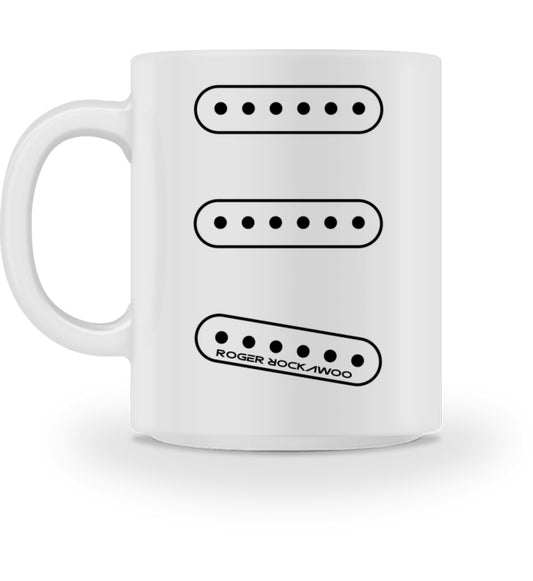 Weiße Tasse bedruckt mit dem Design der E-Gitarre Set Single Coil Kollektion von Roger Rockawoo