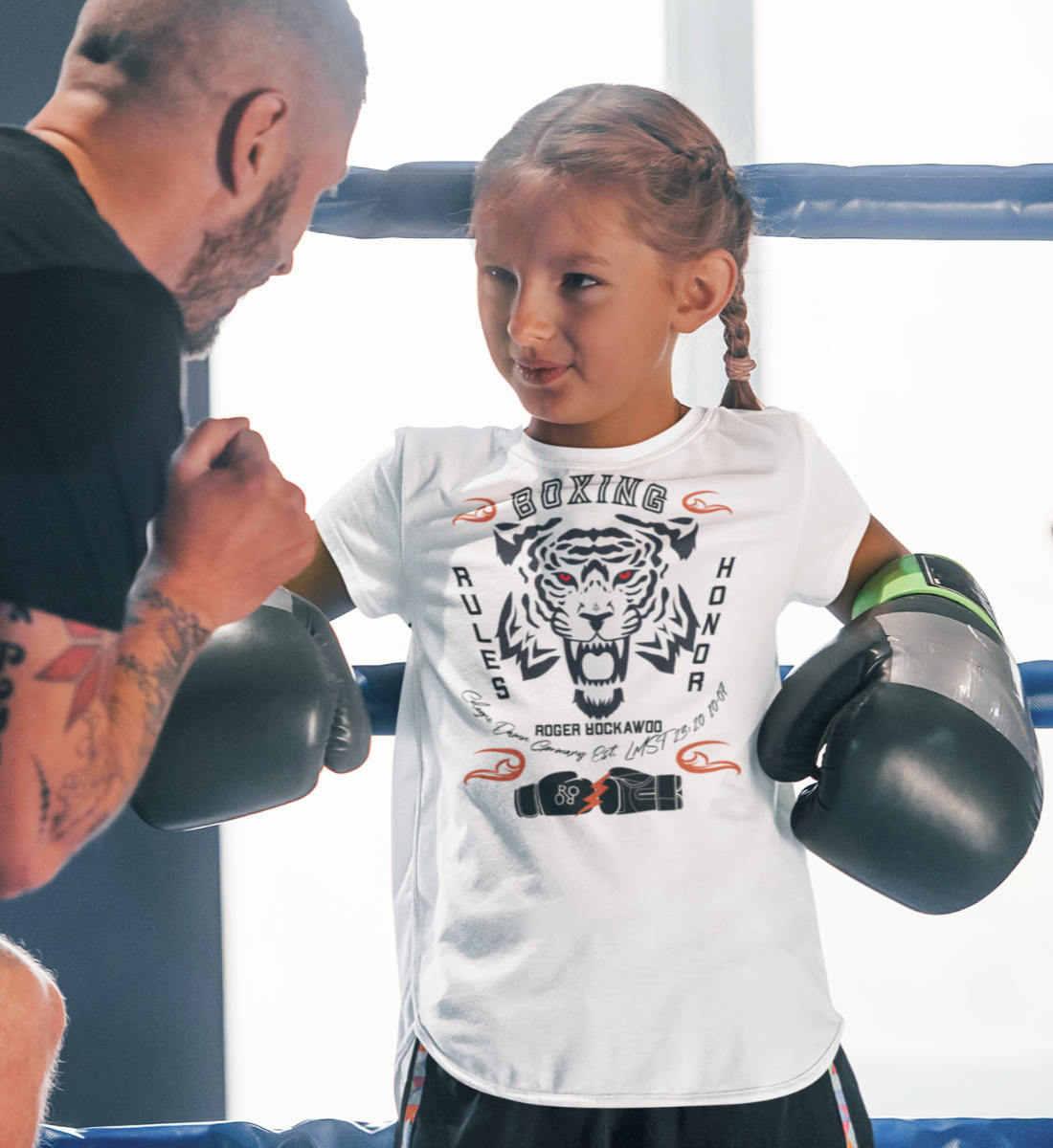 T-Shirt Kids Kinder Unisex mit Print Design der Boxing Rules and Honor Kollektion im Roger Rockawoo Fashion Webstore