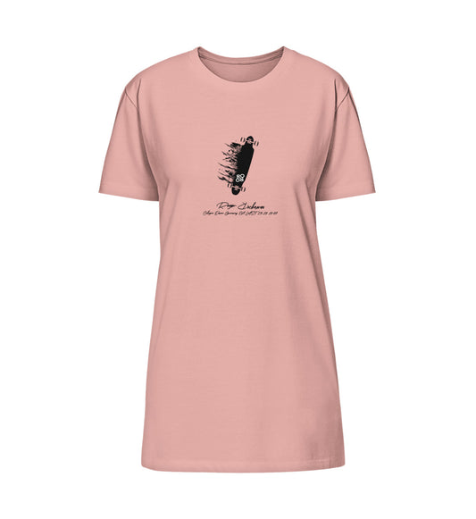 Rosa T-Shirt Kleid bedruckt mit Skateboard und Logo Schriftzug der Melting Skateboard Kollektion von Roger Rockawoo Clothing