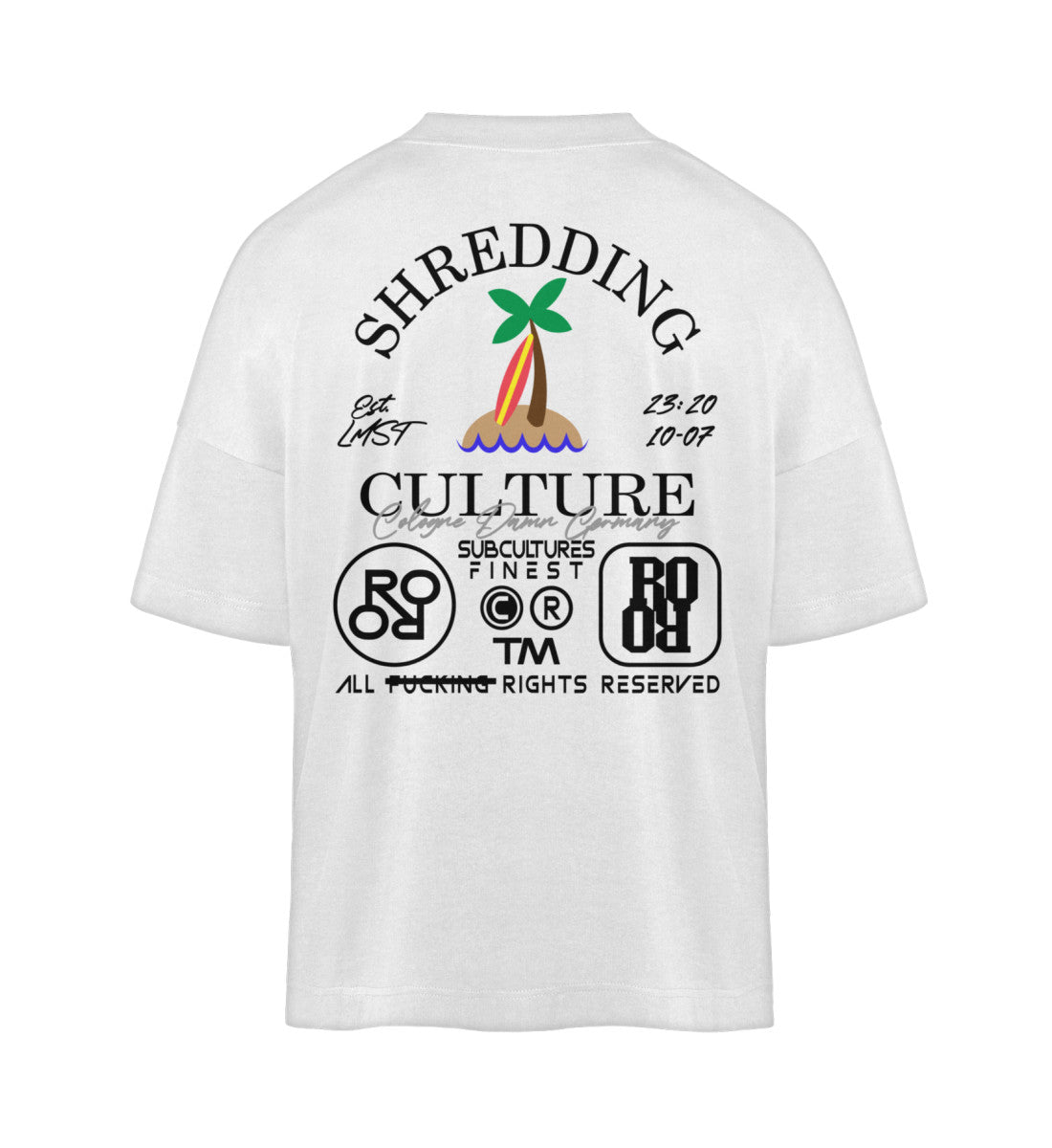 Weißes T-Shirt Unisex Oversize Fit für Frauen und Männer bedruckt mit dem Design der Roger Rockawoo Kollektion Surf shredding culture