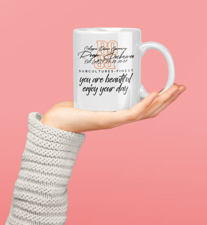 Tasse aus Keramik bedruckt mit dem Design der you are beautiful Edition im Roger Rockawoo Clothing Webshop Farbe weiss